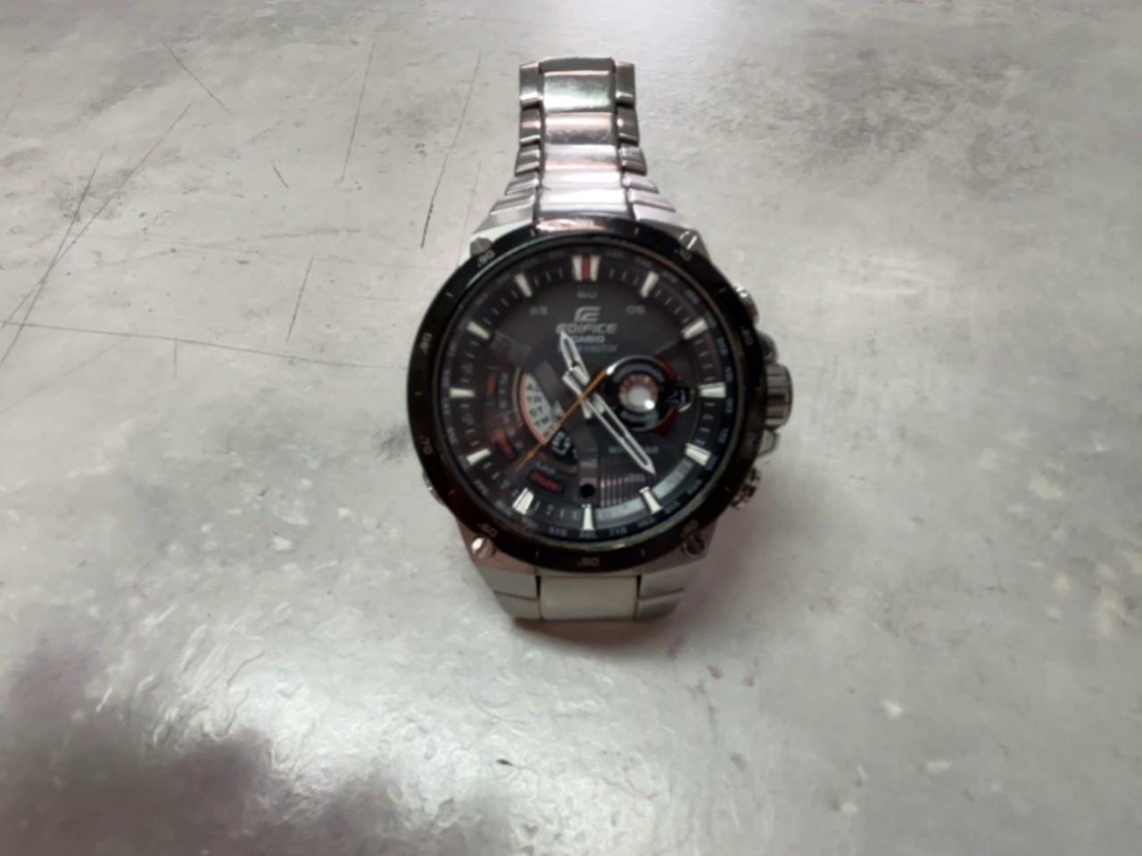 Casio Edifice EQW-A1000 Silber, Solar Funkuhr Herrenuhr Edelstahl Smart Access Multiband 6 | Zustand: Gut | Farbe: schwarz – Bild 2