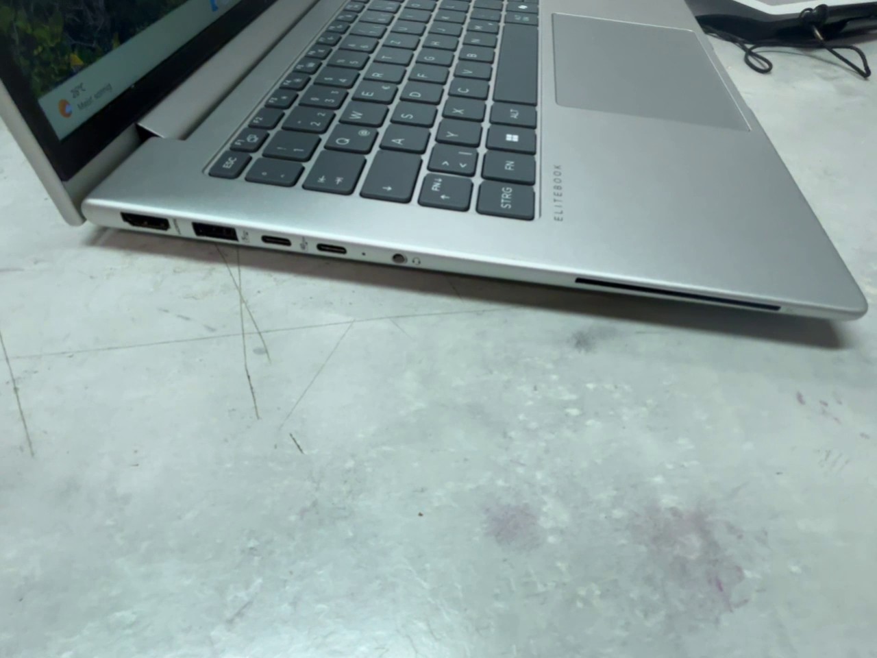 HP EliteBook 645 G11 silber, 14 Zoll, AMD Ryzen 5 7535U, 32 GB RAM, 256 GB SSD, Windows 11 Mit Ladegerät | Zustand: Sehr Gut – Bild 3