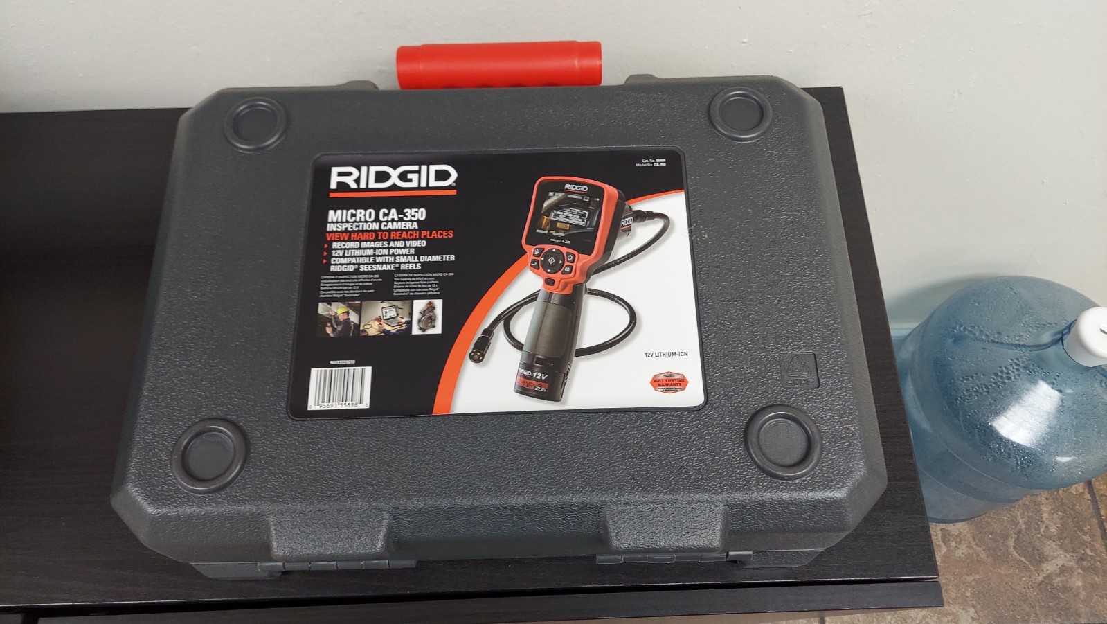 Ridgid micro CA-350 rot schwarz, Digitale Inspektionskamera im Koffer mit 12V Li-Ion Akku, Ladegerät und flexiblem Kamerakabel | Zustand: Sehr Gut