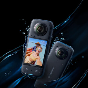 Insta360 X3 2022 Schwarz, 360-Grad-Action-Cam, inkl. Tasche, ohne weiteres Zubehör, Beschädigung | Delle am Glas der Linse | Zustand: Schlecht