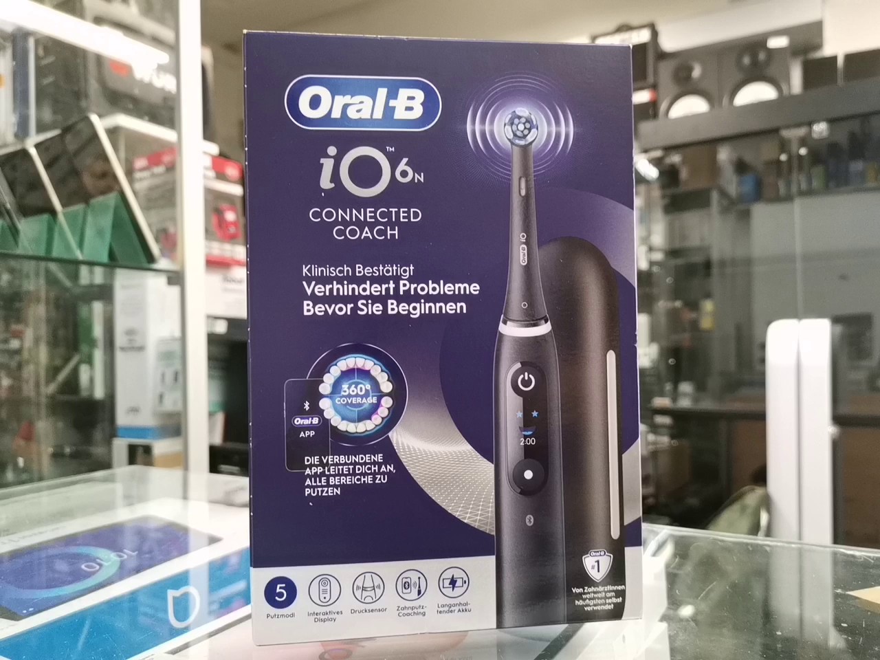 Oral-B iO Series 6 Black Lava, Elektrische Zahnbürste mit Magnet-Technologie, interaktivem Display, 5 Putzmodi, Andruckkontrolle, App-Anbindung und Reise-Etui, OVP | Zustand: Neu