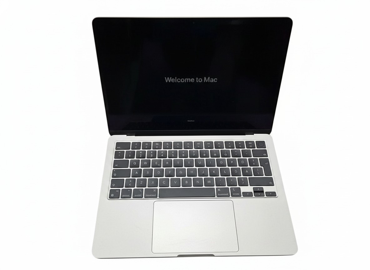 Apple MacBook Air 13" M3 2024 Silber, 8GB RAM, 256GB SSD, 129 Zyklen, Akku 96%, inkl. OVP | Zustand: Gut