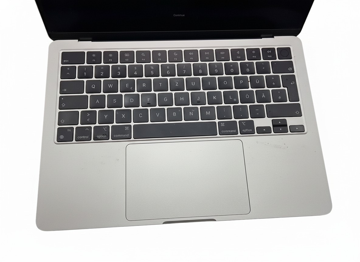 Apple MacBook Air 13" M3 2024 Silber, 8GB RAM, 256GB SSD, 129 Zyklen, Akku 96%, inkl. OVP | Zustand: Gut – Bild 2