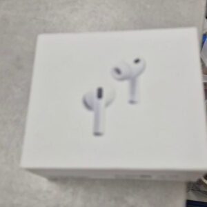Apple AirPods Pro (3. Gen.) weiß, In-Ear-Kopfhörer, Aktive Geräuschunterdrückung, MagSafe Ladecase (USB-C), OVP | Zustand: Sehr Gut