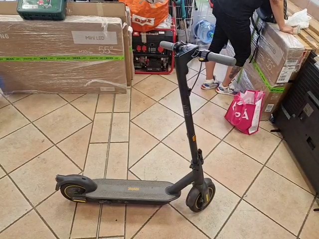 Segway Ninebot Max G2 Schwarz, Internes Netzteil, Original AC Adapter Ladegerät 42V 2.9A 121W Modell NB-42D0-02D9 für E-Scooter – Bild 2