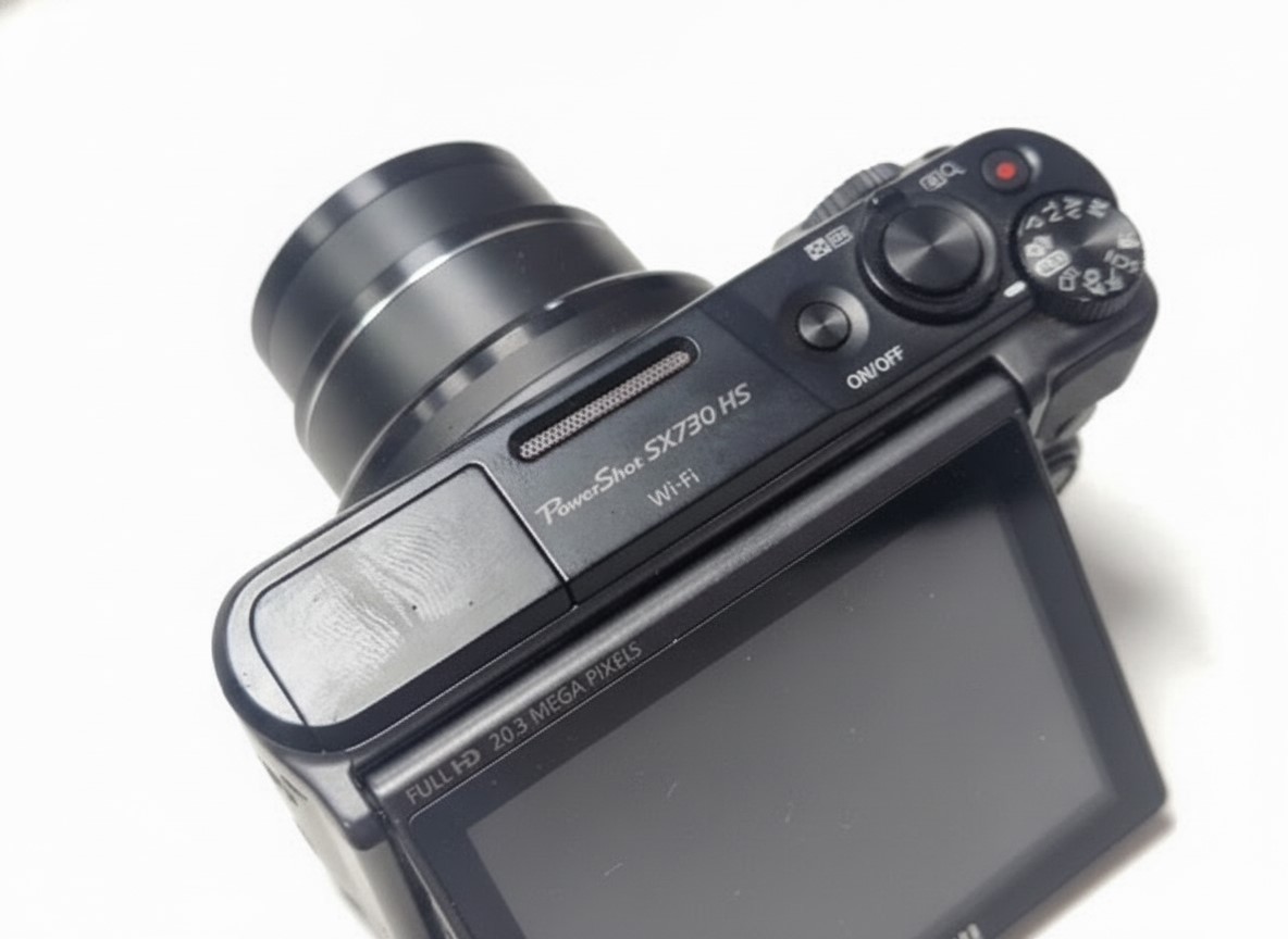 Canon PowerShot SX730 HS 2017 Schwarz, 20.3 MP, Full HD, Wi-Fi, leichte Kratzer und Abnutzung, mit Speicherkarte | Zustand: Gebraucht