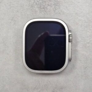 Apple Watch Ultra 2 49mm Natur Titan, 49mm, GPS, LTE, Saphirglas, leichte Kratzer und Schmutz, Zubehör: Stoffarmband