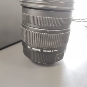 Sigma 17-70mm 2.8-4 DC Macro HSM, Vielseitiges Standard-Zoomobjektiv für APS-C-Kameras mit Makro-Funktion und Ultraschallmotor. | Zustand: Gut