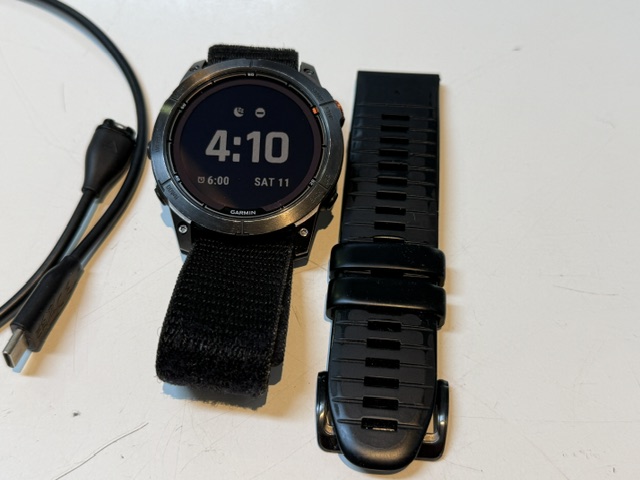 Garmin Fenix 7X Pro Solar Schwarz , Multisport-Smartwatch mit Ladekabel und zwei Armbändern | Zustand: Sehr Gut – Bild 2