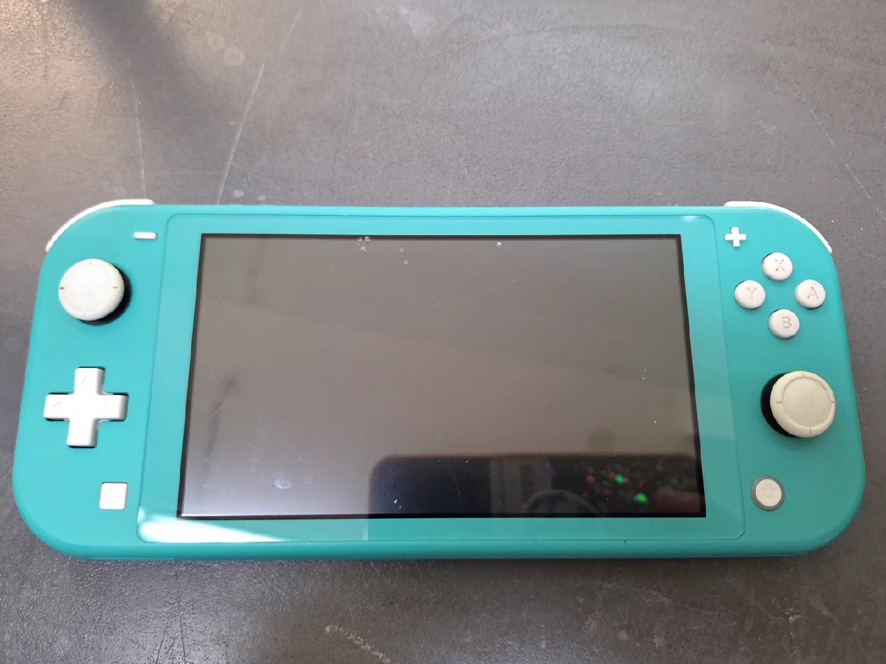 Nintendo Switch Lite, Display mit Kratzern | Zustand: Gut | Farbe: türkis – Bild 2