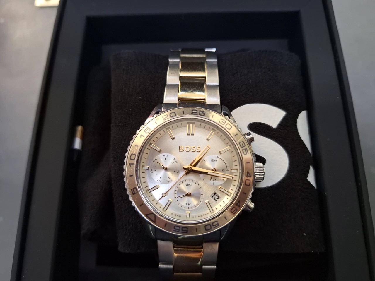 Hugo Boss Runner For Her 1502756, Quarz, silber | goldfarben, mit Box und Papieren | Zustand: Gut – Bild 2
