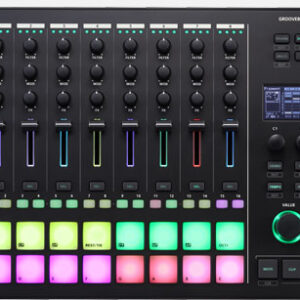 Roland MC-707 Groovebox  Schwarz, 8-spur groovebox, synthesizer, sampler, sequencer mit originalverpackung und netzteil | Zustand: Gut