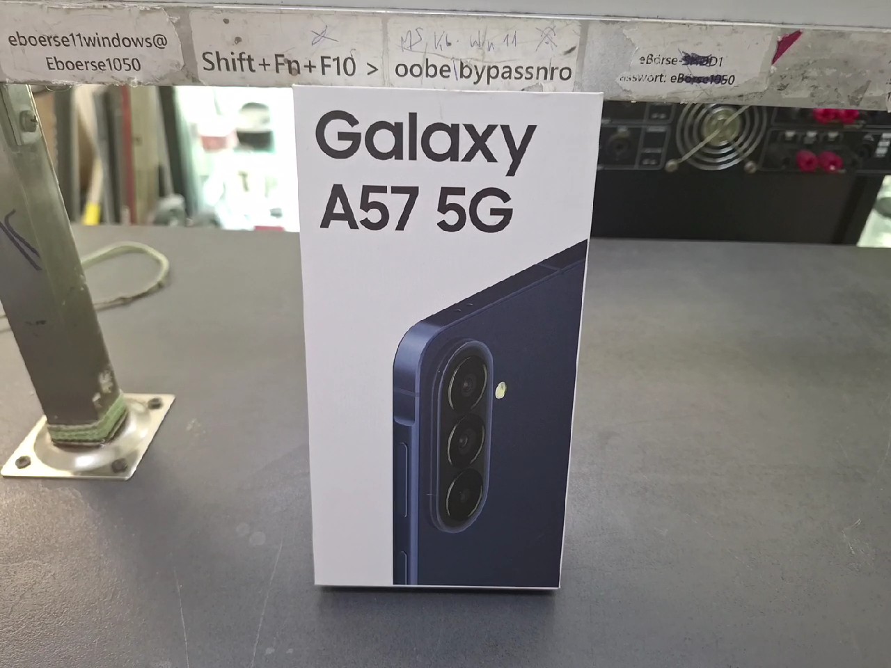Samsung Galaxy A57 2026 Navy, 8GB RAM, 256GB Speicher, 5G, in OVP | SimLock: Frei | Zustand: Neu | Farbe: Awesome Navy | Akku: – Bild 4