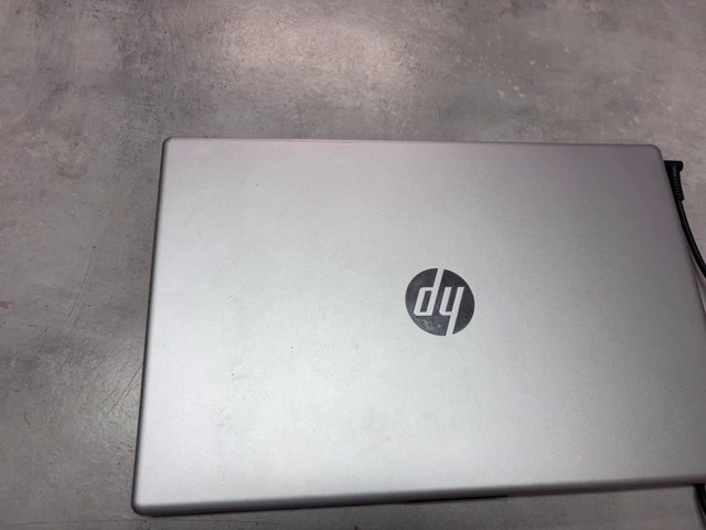 HP Laptop 15-fd0900ng, Silber, Intel Core i5-1335U, 8GB RAM, 512GB SSD, 15,6 Zoll Full HD Display, Windows 10 | Zustand: Sehr Gut – Bild 4