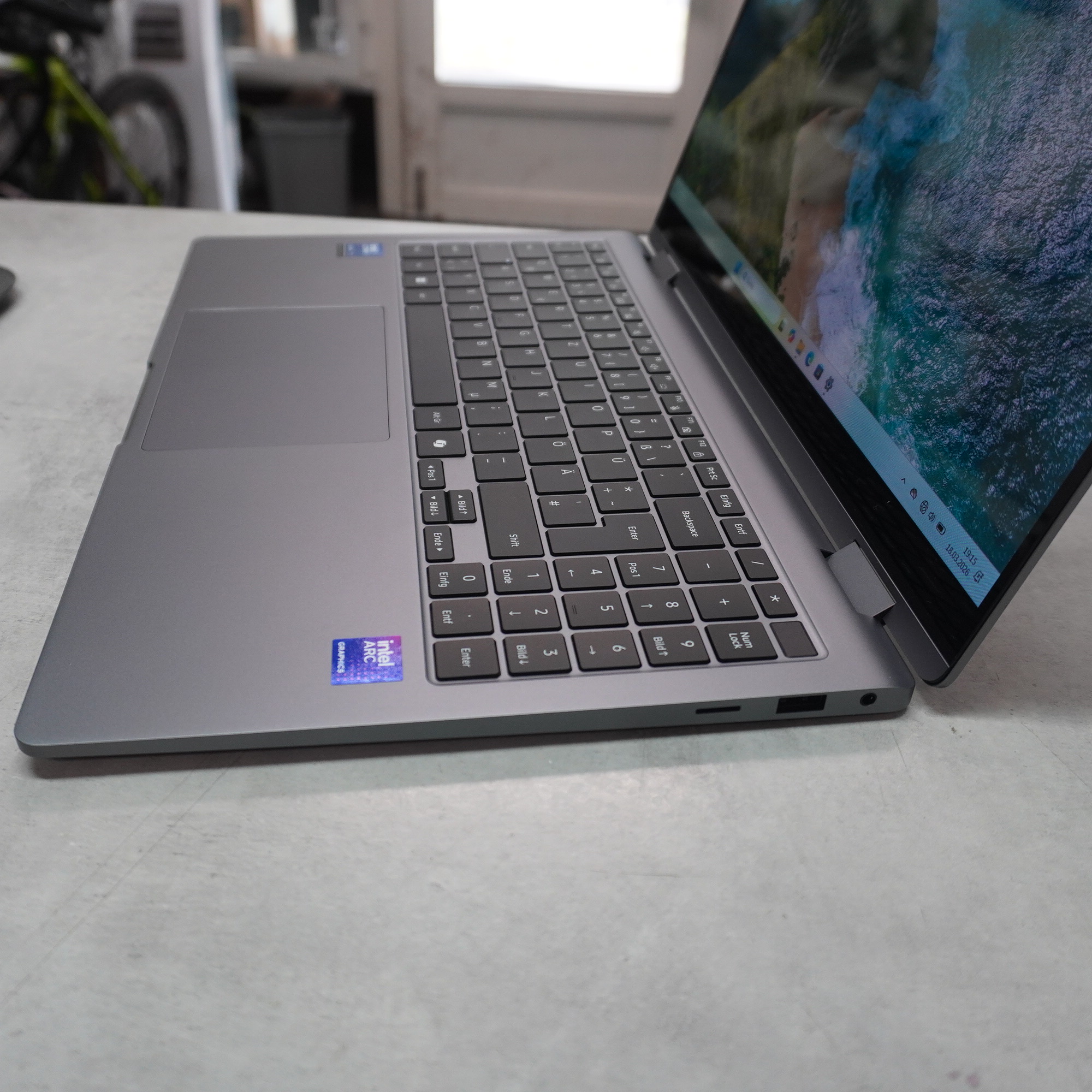 Samsung Galaxy Book5 360 Grau 2025, 15,6 Zoll FHD AMOLED Touch-Display, Intel Core Ultra 7 256V, 16 GB RAM, 512 GB SSD, Win 11 | OVP | Zustand:: Wie Neu | Farbe: schwarz – Bild 6