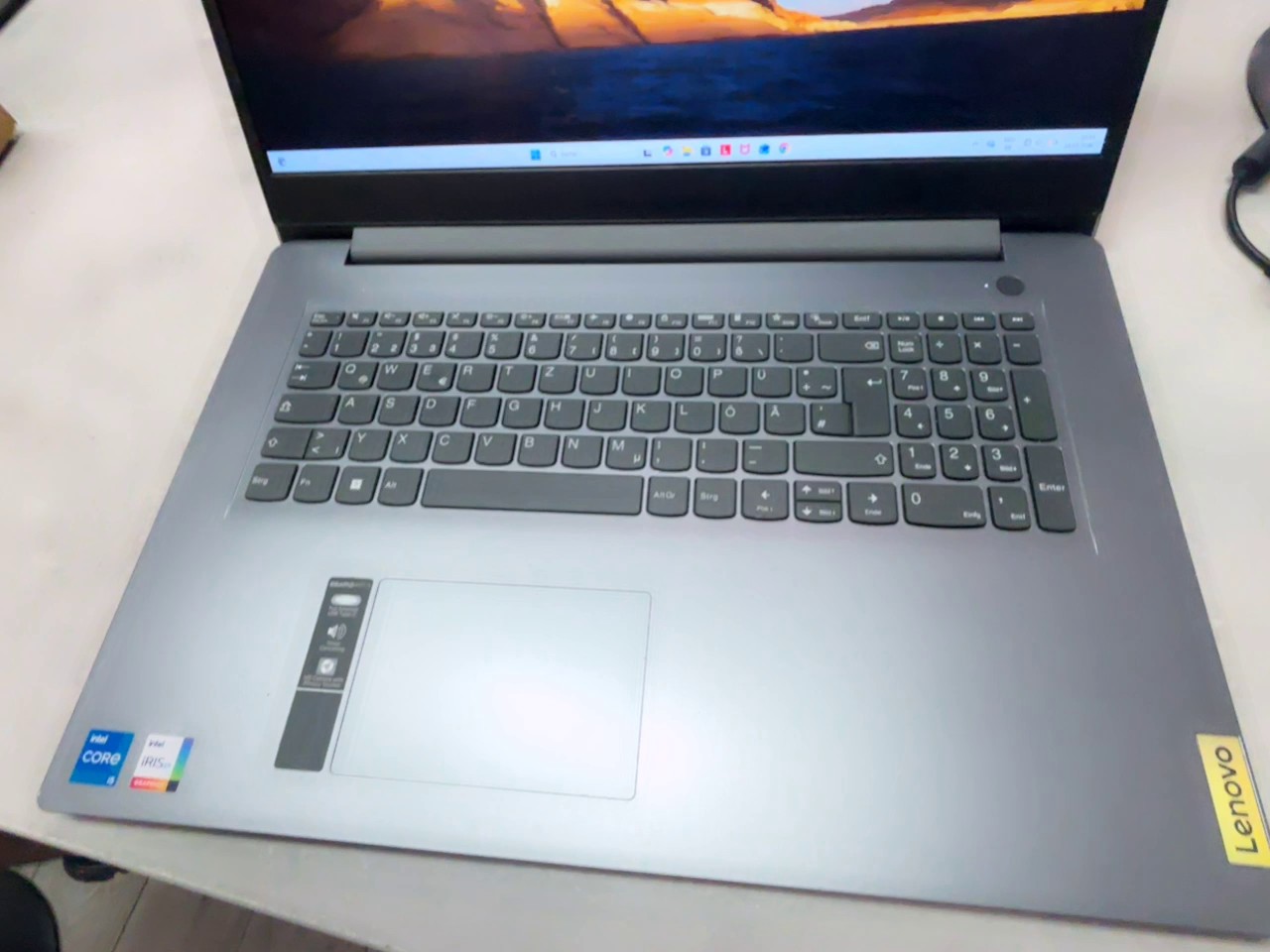 Lenovo IdeaPad 3 17IAU7 Grau, Intel Core i5-1235U, 16 GB RAM, 512 GB SSD, Windows 11 Home | Zustand: Gut – Bild 3