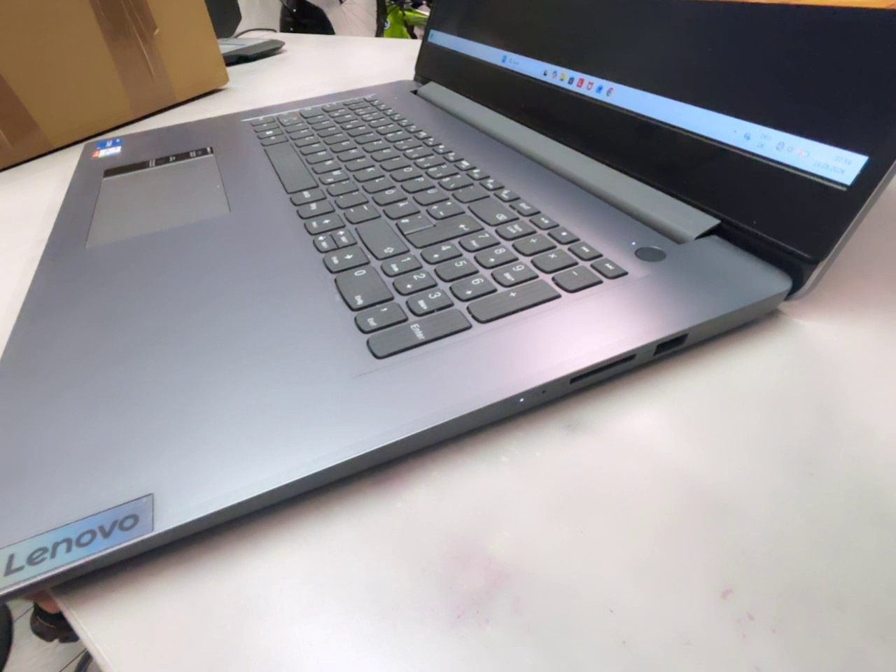 Lenovo IdeaPad 3 17IAU7 Grau, Intel Core i5-1235U, 16 GB RAM, 512 GB SSD, Windows 11 Home | Zustand: Gut – Bild 4