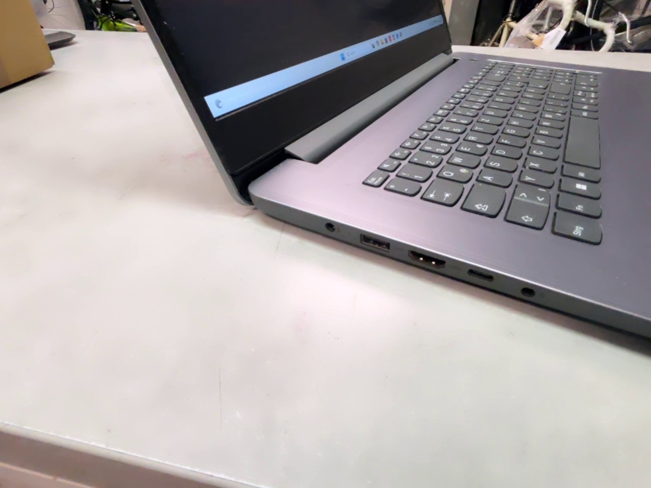 Lenovo IdeaPad 3 17IAU7 Grau, Intel Core i5-1235U, 16 GB RAM, 512 GB SSD, Windows 11 Home | Zustand: Gut – Bild 5