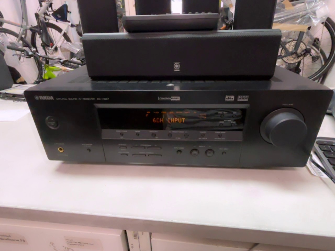 Yamaha RX-V357 Schwarz, 5.1 AV-Receiver, Surround-Sound, Dolby Digital, DTS, Fernbedienung, Lautsprecher-Set NX-E130 | Zustand: Gebraucht – Bild 3