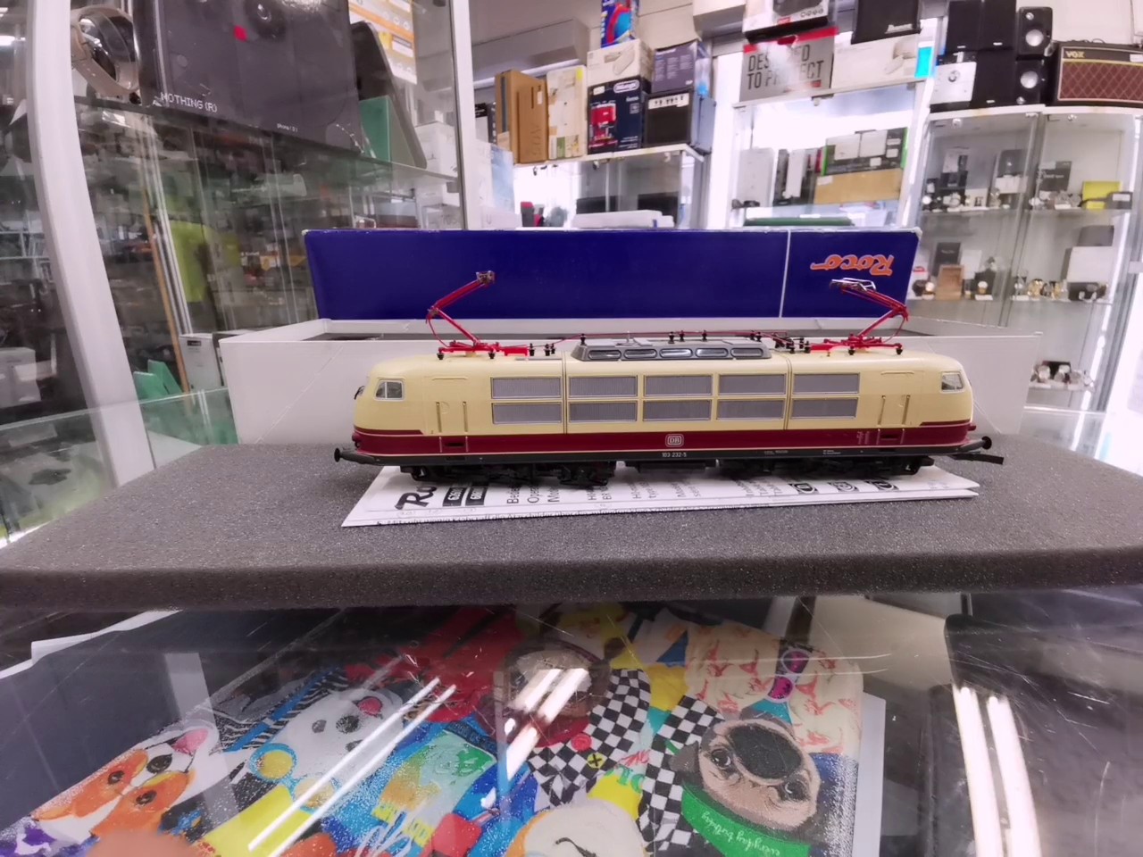Roco E-Lok BR 103 232-5 DB beige/rot, H0 Modell, Epoche IV, langer Führerstand, ohne Schürzen, in OVP mit Anleitung. | Zustand: Wie Neu – Bild 4