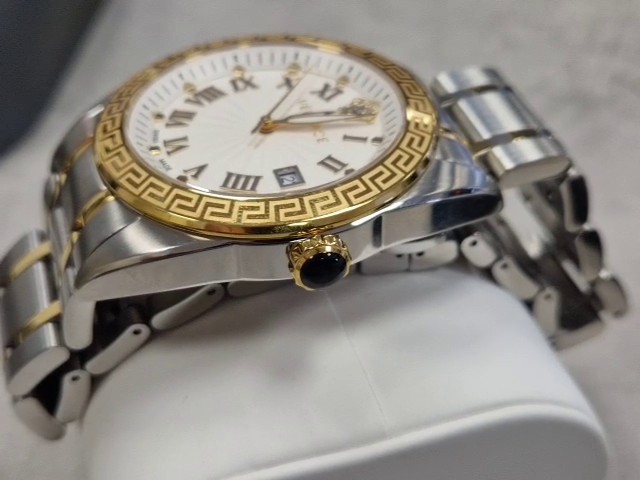 Versace V-Sport II VFE140015 Silber Gold, Herren-Armbanduhr, Quarzwerk, weißes Zifferblatt mit römischen Ziffern, Edelstahl bicolor, ovp | Zustand: Wie Neu – Bild 4