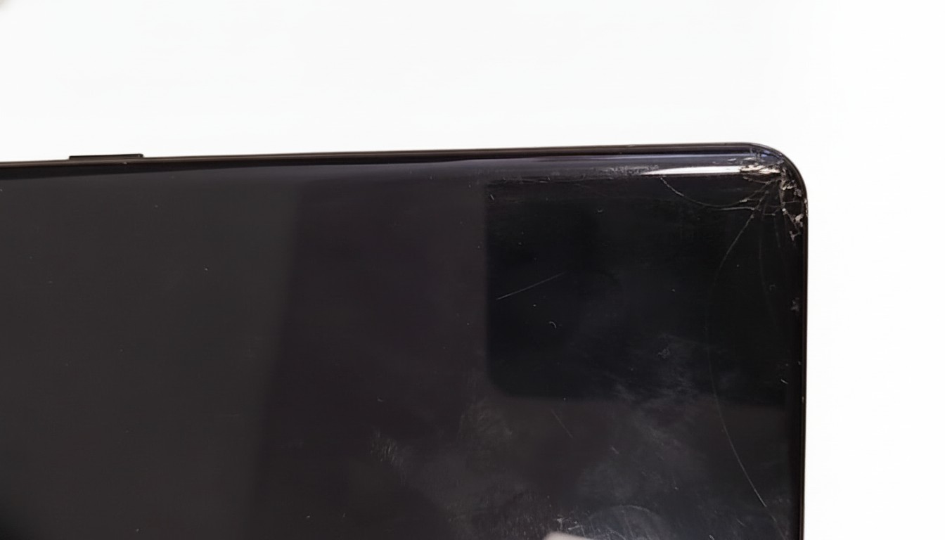 OnePlus 10 Pro 2022 Schwarz, 128GB, Sprung am Display und hinten | SimLock: Frei | Zustand: In Ordnung | Farbe: schwarz | Akku: Sehr Gut – Bild 2