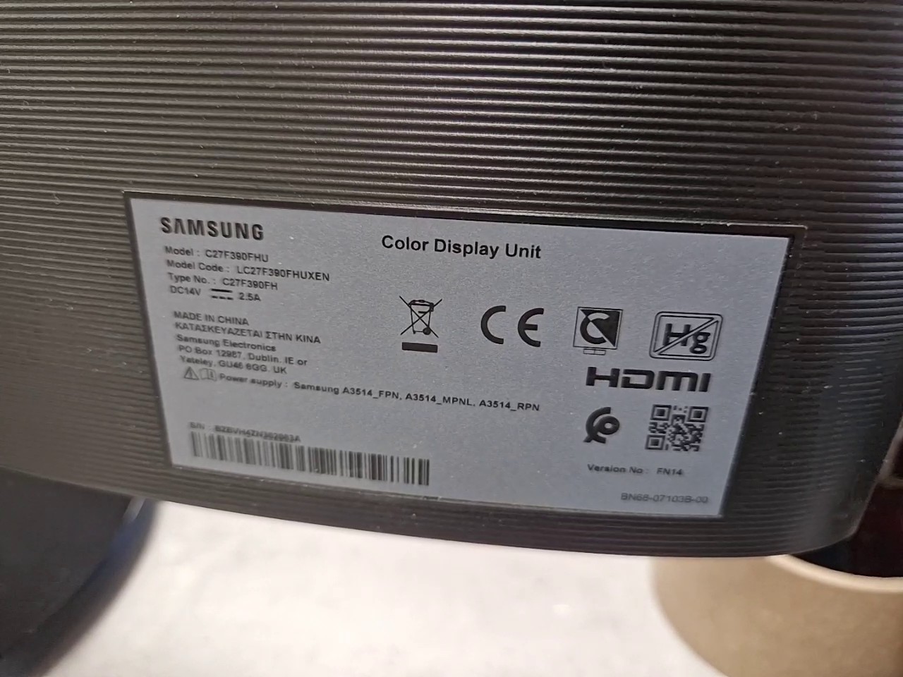Samsung C27F390FHU 27" Curved Monitor Schwarz, 27 Zoll Full HD Curved Monitor, VA-Panel, 60Hz, 4ms, HDMI, VGA, inkl. Standfuß | Zustand: Gut – Bild 4