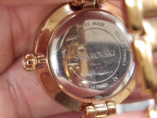 Swarovski Matrix Bangle Roségold Grau, Damen Armbanduhr Schweizer Produktion, 25 mm Gehäuse, mit Kristallen im Baguette-Schliff | Zustand: Gut – Bild 2