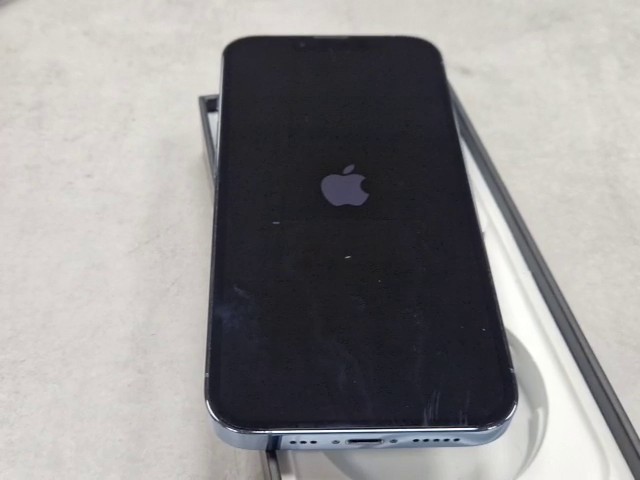 Apple iPhone 13 Pro 128GB OVP * Frei, Gut, blau, unter 80%, 128GB Speicher, 6.1 Zoll Super Retina XDR Display, A15 Bionic Chip, | SimLock: Frei | Zustand: Gut | Farbe: blau | Akku: unter 80%