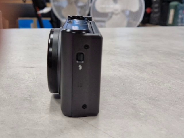 Canon PowerShot SX730 HS 2017 Schwarz, 20,3 MP, Full HD, Wi-Fi, leichte Kratzer und Abnutzung, inkl. Speicherkarte ohne Ladegerät | Zustand: Gut – Bild 2