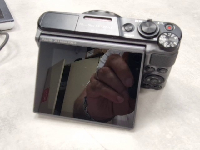 Canon PowerShot SX730 HS 2017 Schwarz, 20,3 MP, Full HD, Wi-Fi, leichte Kratzer und Abnutzung, inkl. Speicherkarte ohne Ladegerät | Zustand: Gut – Bild 5