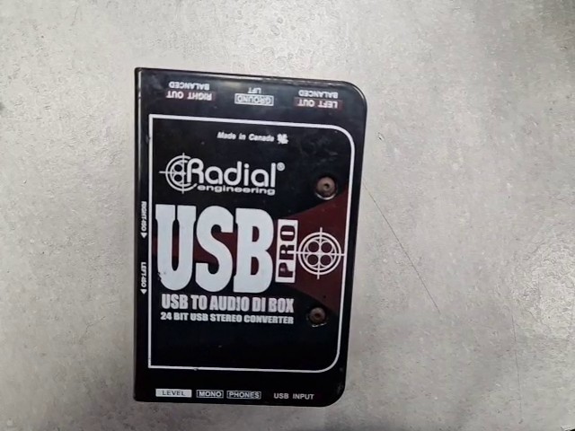 Radial Engineering USB-Pro Schwarz, 24-bit USB Stereo Converter, USB to Audio DI-Box, Kratzer, Farbabrieb | Zustand: Gut – Bild 2