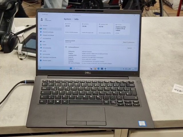 Dell Latitude 7400 i7-8665U 16GB 256GB SSD, Intel i7-8665U, 16GB RAM, 238GB SSD, Windows 11, inkl. Tasche Schwarz