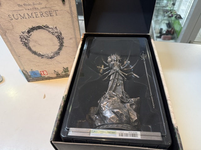 The Elder Scrolls Online Summerset Collectors Edition Mephala Figur Xbox One , Mephala-Figur, Steelbook, Journal, Karte, neu, Verpackung geöffnet | Zustand: Sehr Gut | Farbe: schwarz – Bild 5