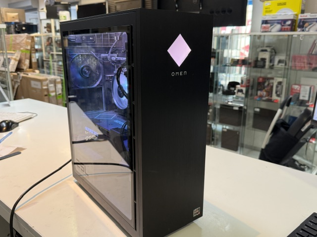 HP Omen 25L schwarz, AMD Ryzen 5 5600X, GeForce RTX 3060 Ti 8GB, 16GB RAM, 512GB M.2 SSD, 1TB HDD, Windows 11 | Zustand: Sehr Gut