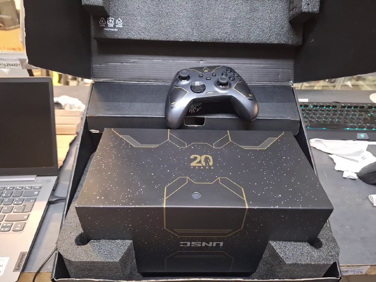 Microsoft Xbox Series X Halo Infinite 2021, OVP1TB SSD, Limited Edition, OVP, Actung: Controller linke Seite Stickdrift defekt | Zustand: Sehr Gut | Farbe: schwarz – Bild 3