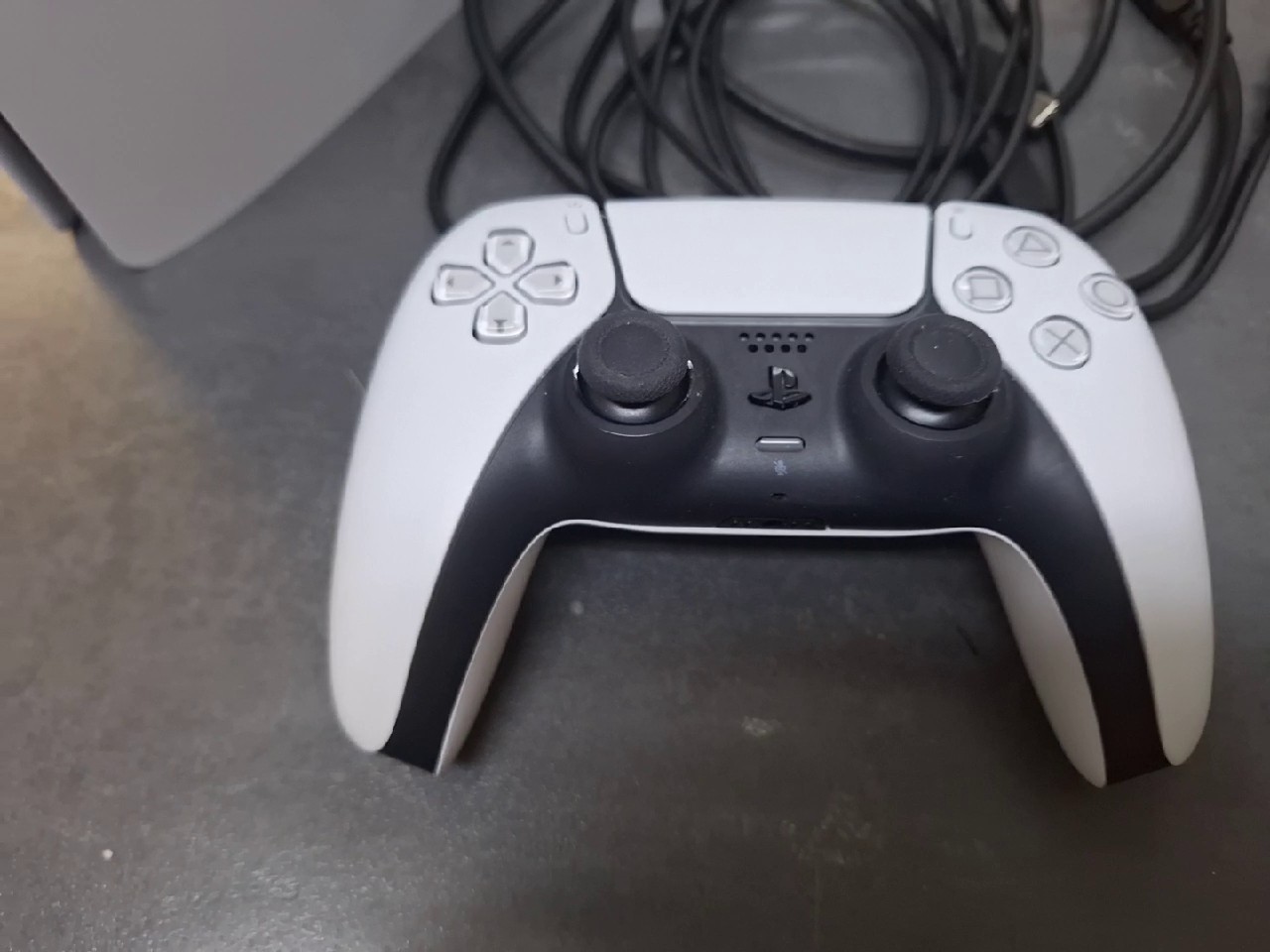 Sony PlayStation 5 Slim Digital Edition Weiß, Wie neu, ohne Verpackung, inkl. Controller und aller Kabel | Zustand: Sehr Gut | Farbe: weiss – Bild 6