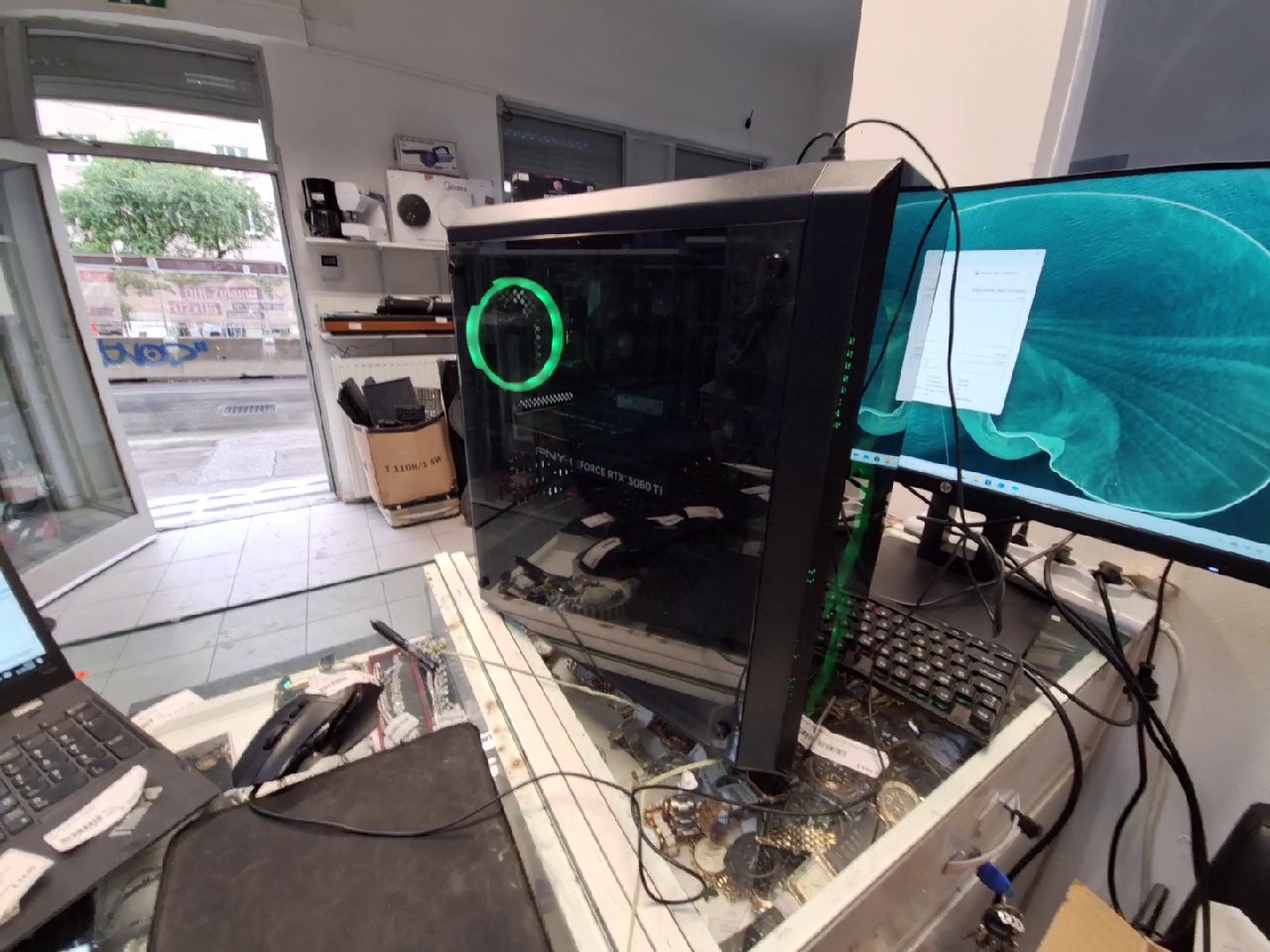 Gaming PC Greed MK2, Schwarz, AMD Ryzen 7 5700X, 32GB RAM, 1TB NVMe SSD, RTX 5060 Ti 16GB, Windows 11 Pro, RGB - WLAN | Zustand: Sehr Gut – Bild 2