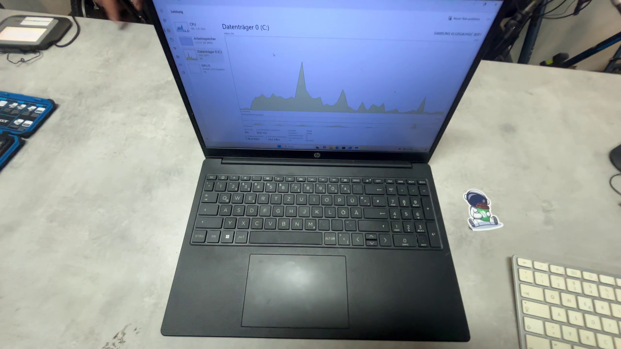 HP Laptop 15-fd0906ng, Intel N100, 4GB RAM, 128GB SSD, Windows 11, Farbe: Schwarz | Zustand: Gut