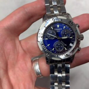 Tissot 1853, Gebrauchsspuren Schweizer Uhrenmarke, gegründet 1853, bekannt für Präzision und zeitlose Eleganz. | Zustand: Gut | Farbe: weiss