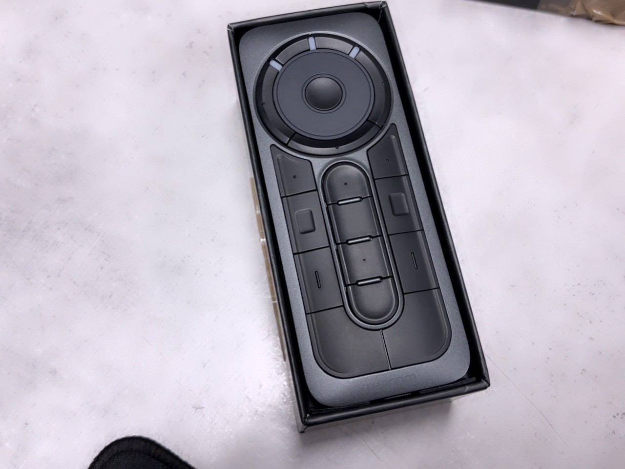 Wacom ExpressKey Remote Schwarz, Kabellose Fernbedienung mit 17 Tasten und Touch Ring für kreative Anwendungen. | Zustand: Sehr Gutn – Bild 2