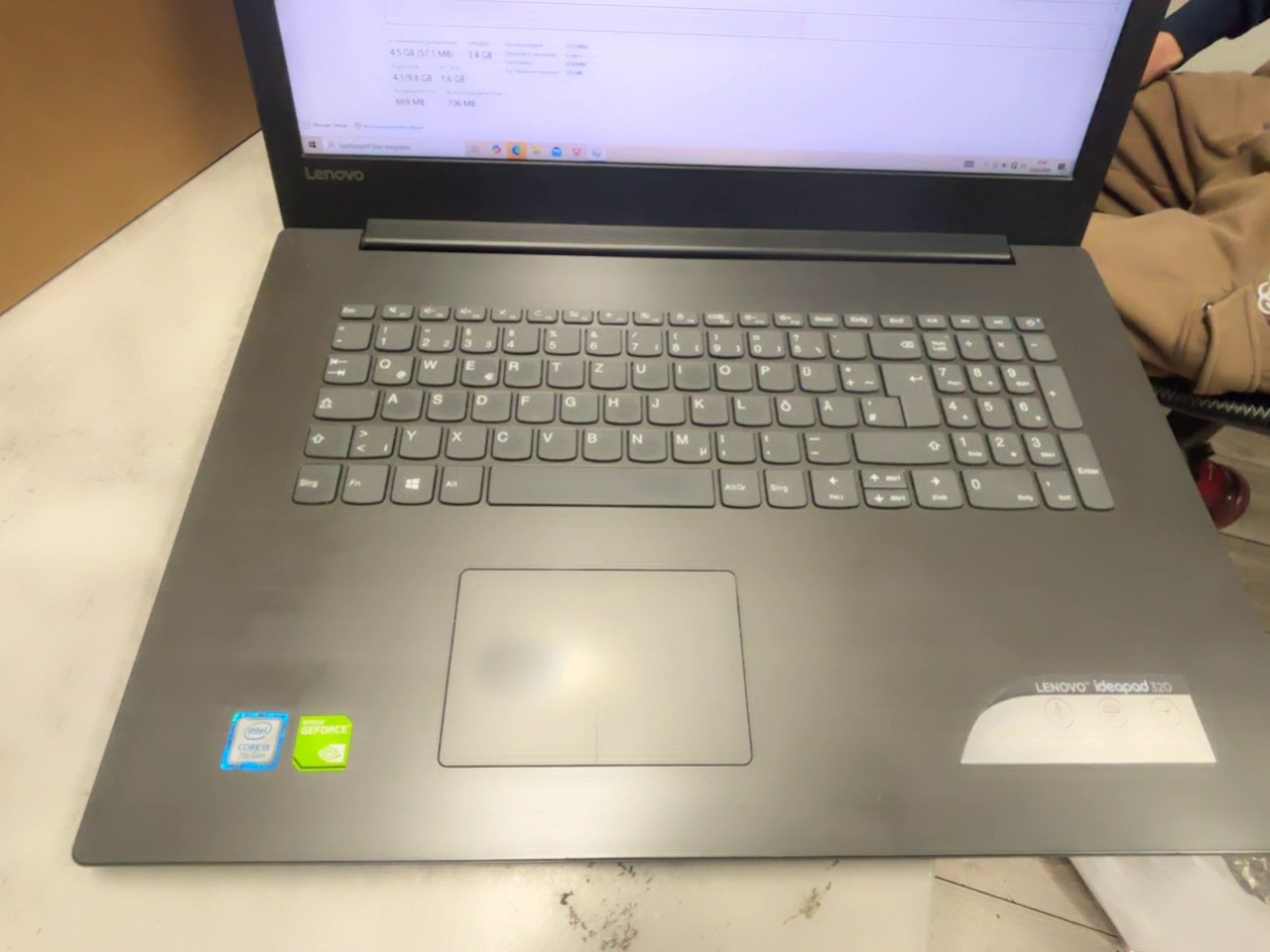 Lenovo IdeaPad 320-17IKB Grau, 17,3 Zoll Laptop, Intel Core i5-7200U, 8 GB RAM, 256 GB SSD, OVP | Zustand: Gut – Bild 2