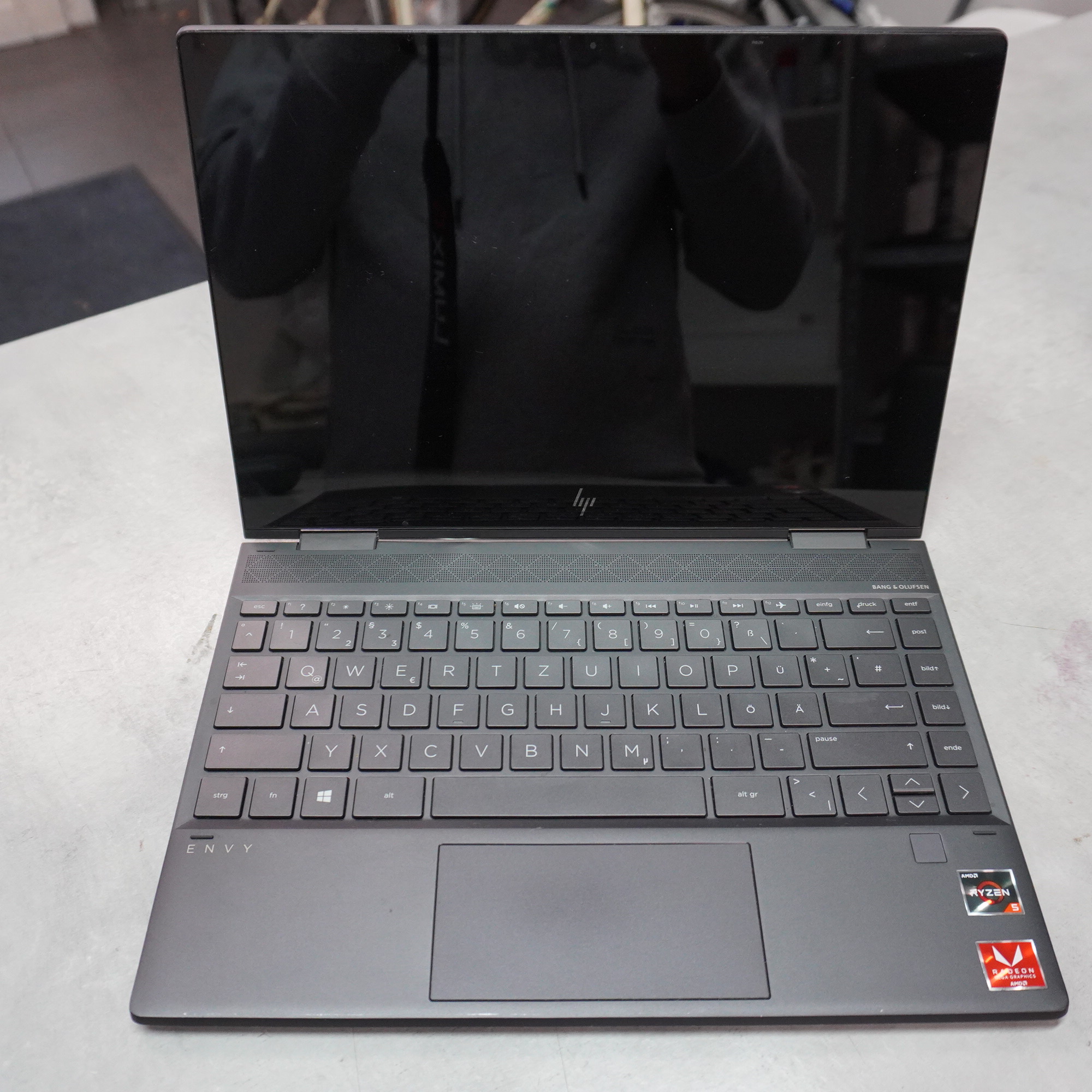 HP Envy x360 2019 Schwarz, AMD Ryzen 5 3500U, 8GB RAM, 512GB SSD, Ladegerät nicht original | Zustand: Gut