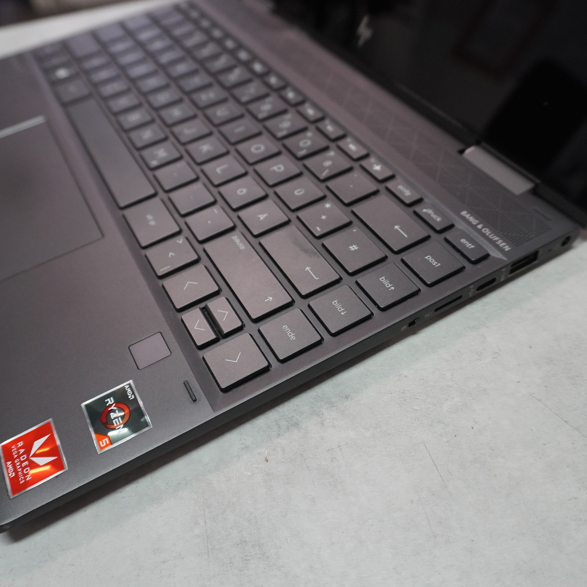 HP Envy x360 2019 Schwarz, AMD Ryzen 5 3500U, 8GB RAM, 512GB SSD, Ladegerät nicht original | Zustand: Gut – Bild 4