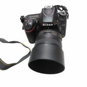 Nikon D750 85mm f/1.8G, Vollformat-DSLR mit AF-S Nikkor 85mm f | 1.8G Objektiv und 11369 Auslösungen | 1xAKKU | 1xLadegerät  | Zustand: Gut