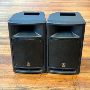 Yamaha Stagepas 300 schwarz, +zubehör 
Trägbares PA-System mit 2 Passiv-Lautsprechern  | Zustand: Gut