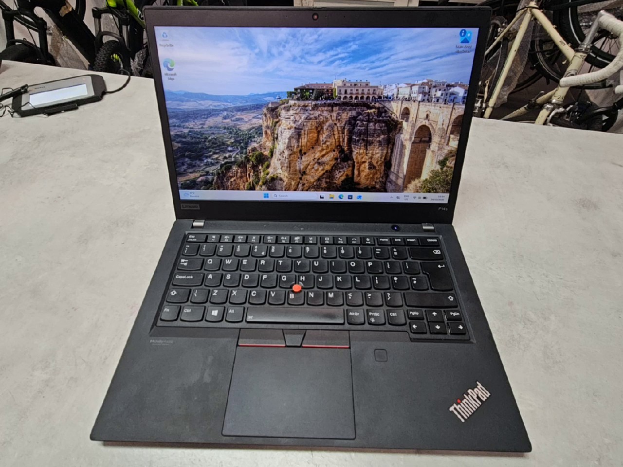 Lenovo ThinkPad P14s G2 2021 Schwarz, Intel Core i7-1165G7, 16 GB RAM, 512 GB SSD, Nvidia T500, 14 Zoll FHD, Windows, | Zustand: Gut – Bild 3