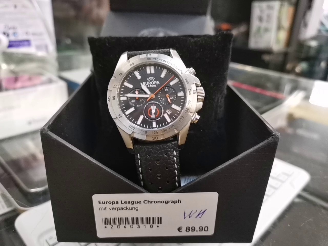 Jacques Lemans UEFA Europa League EL-102A Schwarz, Herrenchronograph aus Edelstahl, schwarzes Zifferblatt, Lederarmband, mit Verpackung | Zustand: Gut – Bild 3