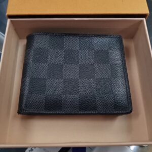 Louis Vuitton Multiple Damier Graphite, Elegante Herren Geldbörse aus beschichtetem Canvas in Grau Schwarz mit Kartenfächern und Originalverpackung | Zustand: Gut