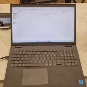 Dell Latitude 3520, i3-1115G4, 8GB RAM, Windows 11 Pro, Hülle Schwarz | Zustand: Gut